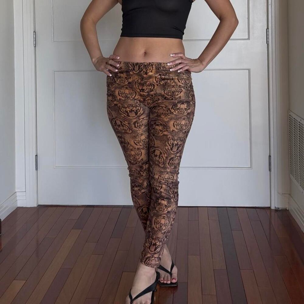 Brown tiger face print soft leggings